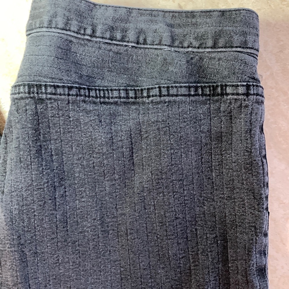 LAUREN JEANS CO Ralph Lauren jeans, grey, edgy stripe texture, high rise. 14P - Picture 8 of 17